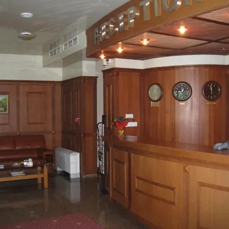 Elegance 3*
