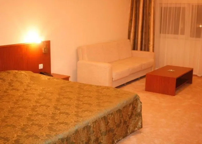 елеганс 3* Асеновград